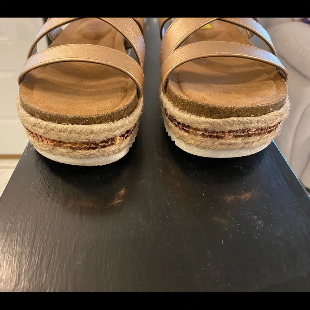 Jellypop Girls Light Gold Lanza Espadrille Platform Sandals - 1
